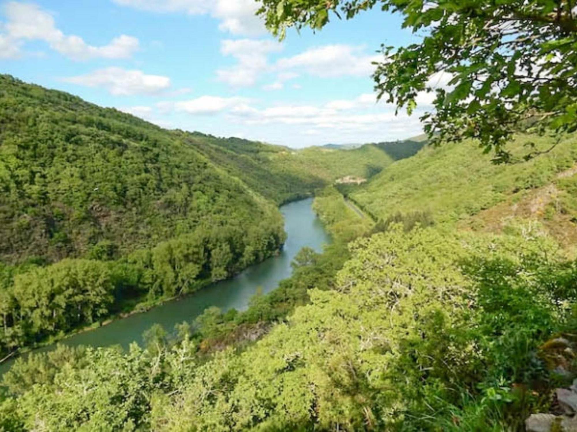 Gite Brousse Le Chateau Villa Montclar  Esterno foto